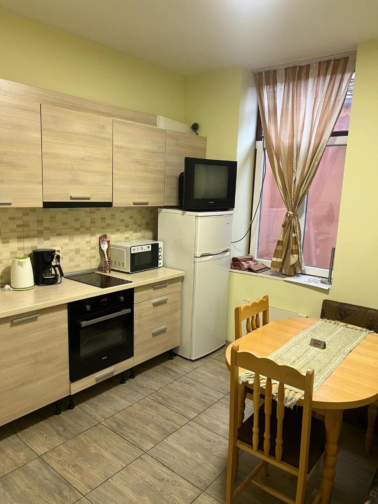 Стонел Lejlighed Veliko Tarnovo Eksteriør billede
